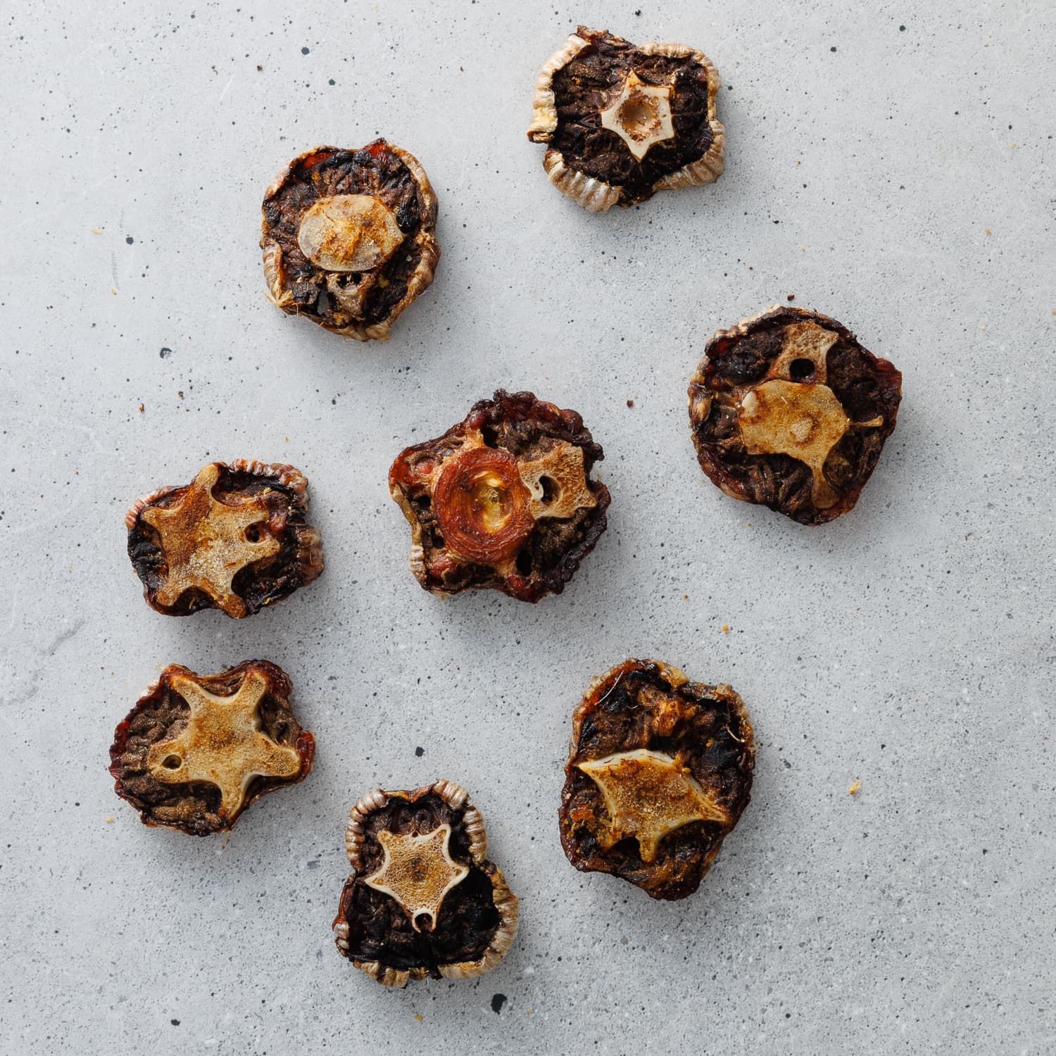 Tucker Tub Kangaroo Tails